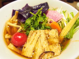 <img src="https://tokyovege.com/wp-content/uploads/2018/03/P3117611-300x225.jpg" alt="T's vegan ramen soy sauce" width="300" height="225" class="alignnone size-medium wp-image-1465" />