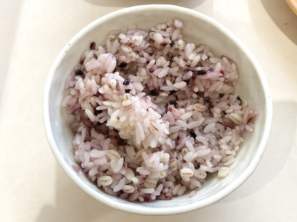 Cereal Rice Mixed with Barley and Black Rice