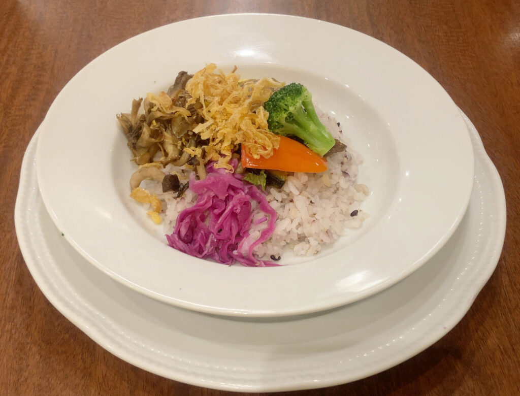 NIKUVEGE Vegetable Curry & Millet Rice